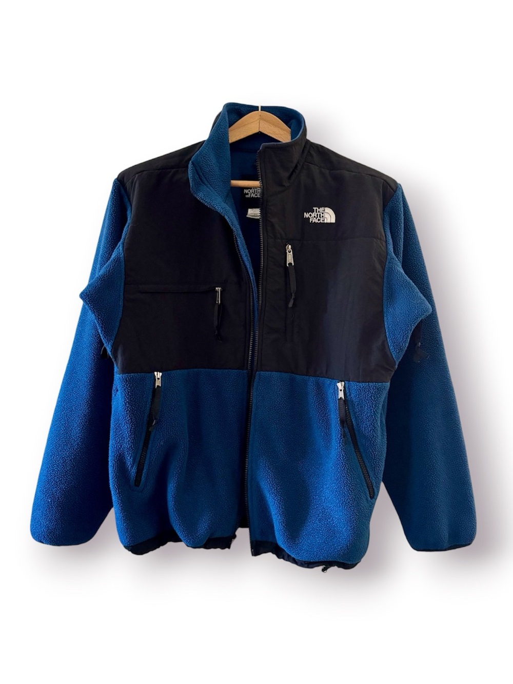 The North Face Classic Denali Fleece Jacket, Full Zip sz. M (Blue / Black) - Picture 10 of 17